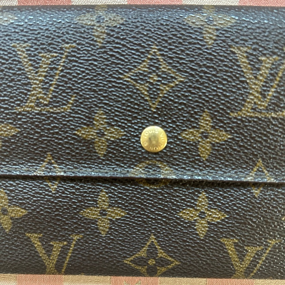 Louis Vuitton Brown Monogram Wallet with Gold-Tone Hardware - Picture 2 of 6